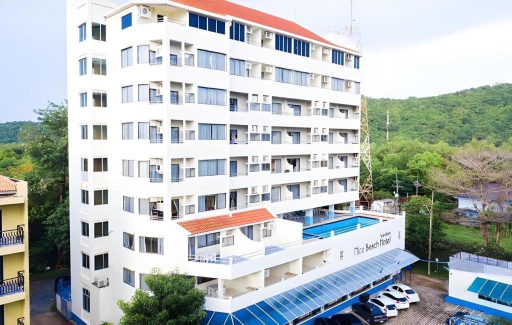 Nice Beach Hotel Rayong Eksteriør bilde