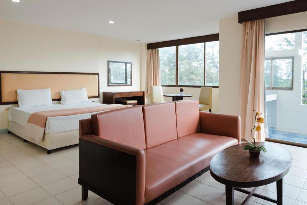 Nice Beach Hotel Rayong Eksteriør bilde